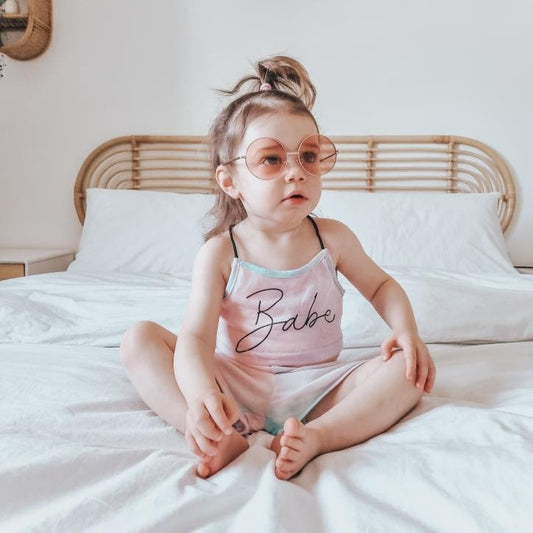 طقم مكون من قطعتين توب وشورت للبنات