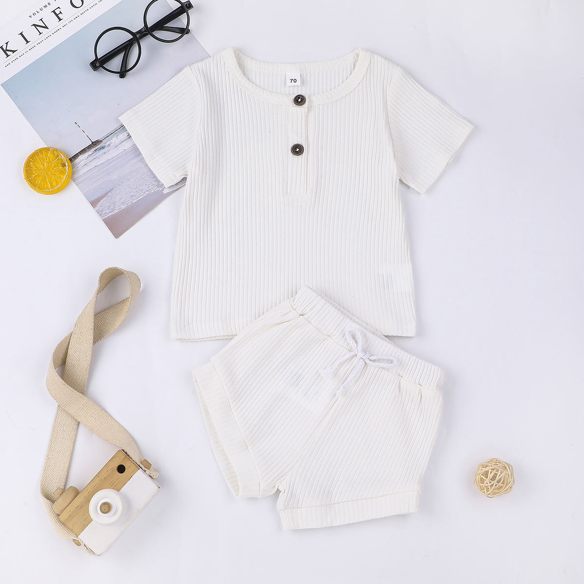 Conjunto de Dos Piezas de Camiseta de Manga Corta y Pantalones Cortos de Verano